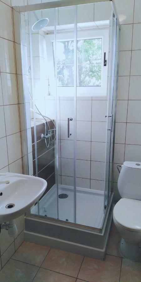 Piernikowy Dworek Lubicz Exterior foto